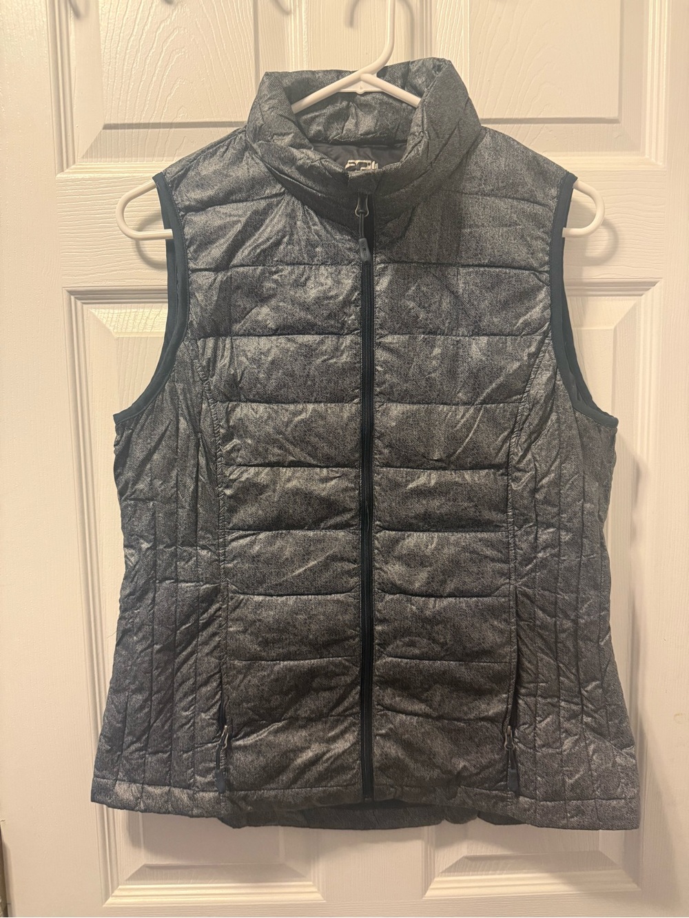 32 Degrees Heathered Gray Quilted Sleeveless Puffer Vest